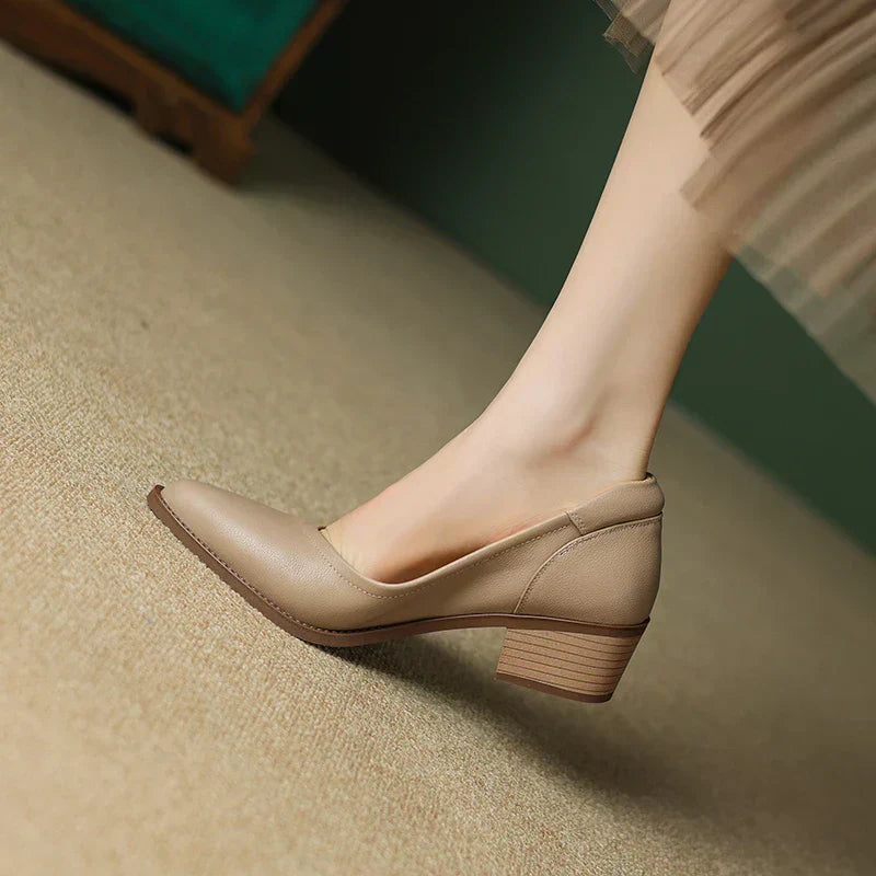 KARINA | ELEGANCKIE CZÓŁENKA NA OBCASIE